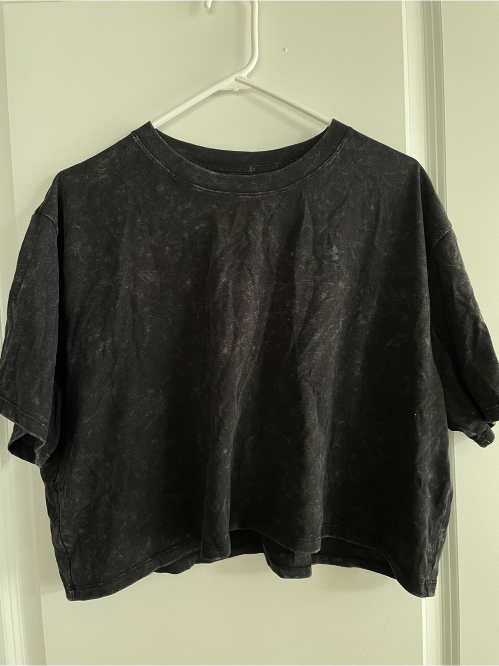 Under Armour Washed Black Boxy Short Sleeve Tee